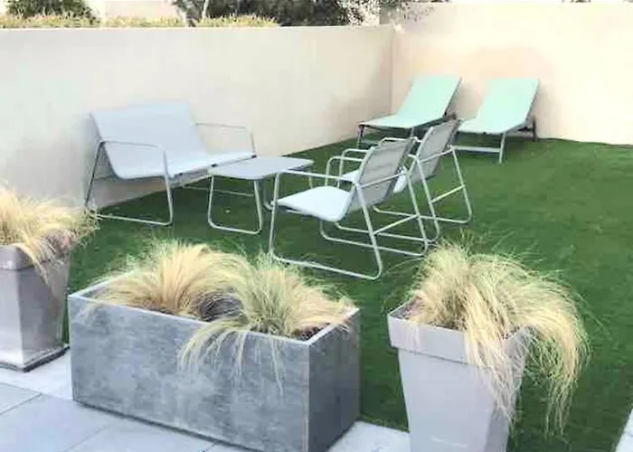 Maison Basalte アパート