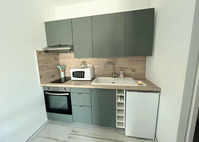 Maison Basalte * Agde